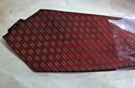 Hermes Paris Men&#39;s 100% Silk Ties Red with square slash - $100.00