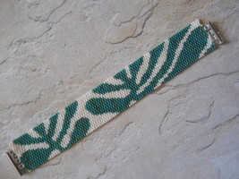 Bracelet: Green &amp; White &quot;Sea Plants&quot;, Peyote Stitch, Tube Clasp - £31.17 GBP