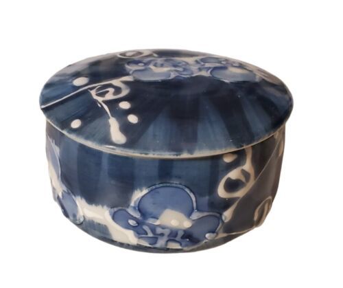 MANN Trinket Box Japan Porcelain Blue White Collectible Vintage 1977 - £23.36 GBP