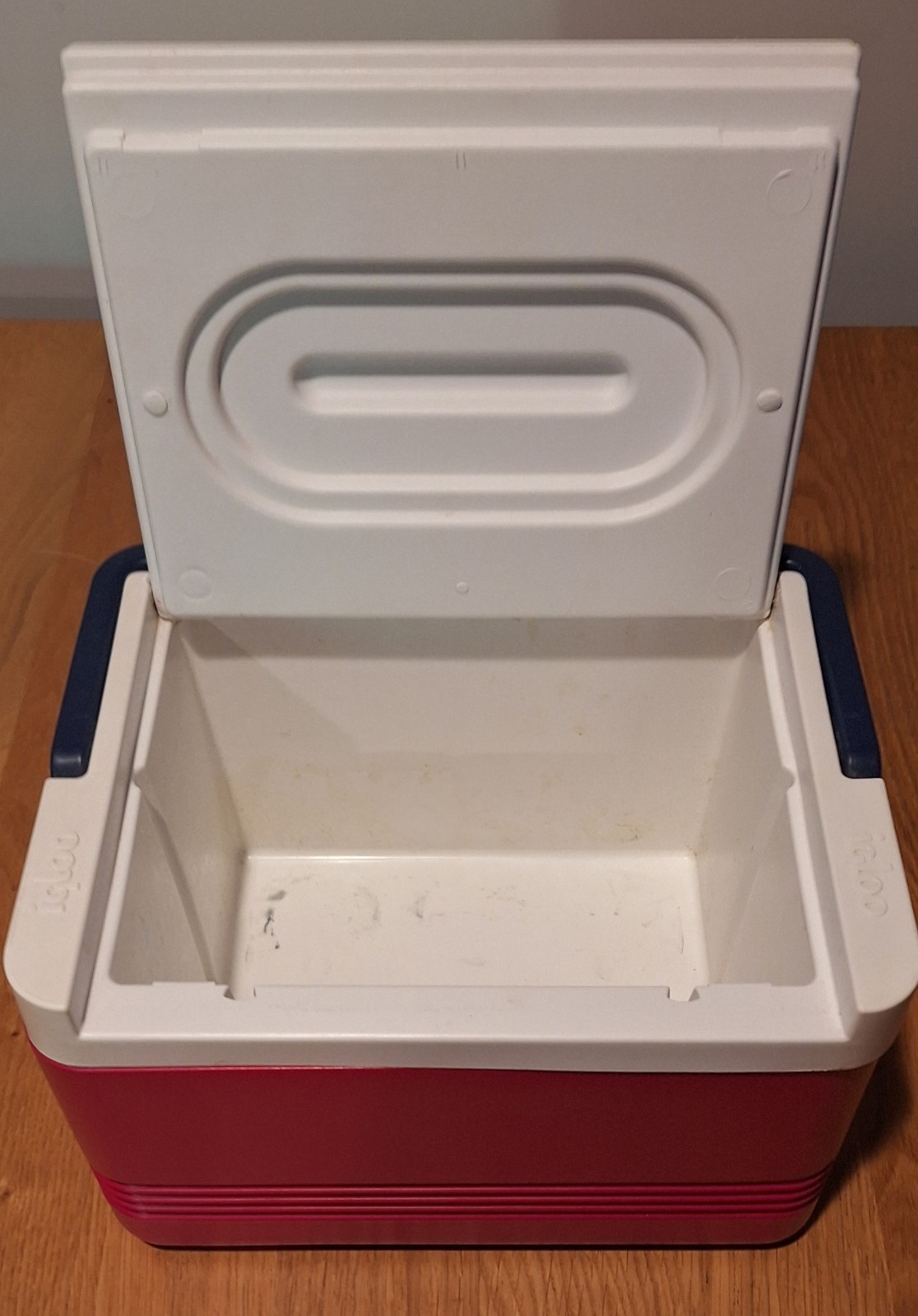 Vintage Red Igloo Polar 6 Pack Soda Cooler Lunchbox 6-Pack 10" X 8" Item image 5