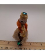 Vtg Pipe Cleaner Musician playing instrument on spring on barrel - $18.30 CAD