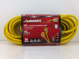 Husky 25 ft. 14 Gauge Medium Duty Indoor/Outdoor Extension Cord Lighted End - £20.89 GBP