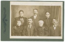 Circa 1880&#39;S Cabinet Card Family Photo Of Seven People Fredrickson Red Oak, Ia - £9.66 GBP