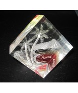 HAWAII SOUVENIR Clear Lucite Reversed Carved Light Catcher Paper Weight ... - $189.87 MXN
