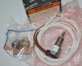 NEW Honeywell Micro Switch Limit Switch with Mounting Hardware Model# 21... - $167.77