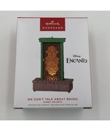 Encanto Hallmark Ornament Magic Light and Sound - $437.61 MXN