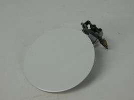 ✅ 2000 - 2006 Cadillac Chevrolet GMC Fuel Door Gas Filler Hatch Lid Whit... - $59.35