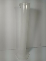 250ml Plastic Graduated Cylinder Beaker Raised Clear Markings Science Ex... - $7.66