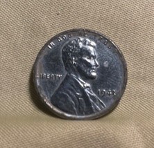 Rare 1943  Original steel wheat penny. No mint mark. A good collecter piece - $21.34