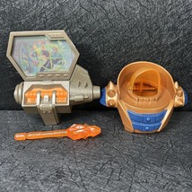 2006 Justice League DARKSEID Mission Vision Accessories Launcher &amp; Chest Plate - £3.13 GBP