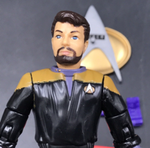 1994 Star Trek Deep Space Nine Lt Thomas Riker Action Figure w/ Accessories - $7.69