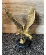 Vintage MCM Solid Brass American Eagle Statue w/ Spread Wings on Marble ... - $600.57 MXN