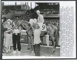 1951 - ROUGH &#39;N TUMBLE after winning the Santa Anita Derby - 10&quot; x 8&quot; - £15.66 GBP