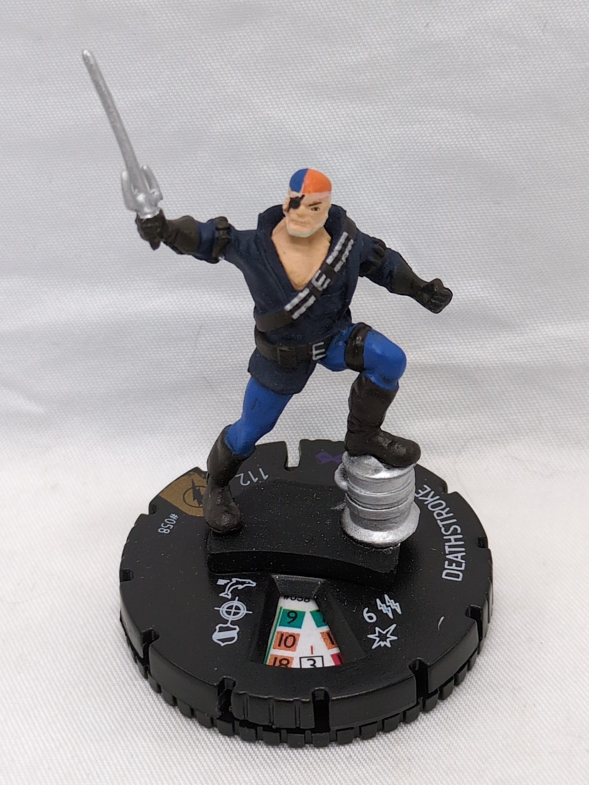 *No Card* Deathstroke Super Rare Figure #058 - $7.91