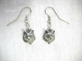 Pewter Raised Wolf Head Leader Of The Pack Wild Animal Dangling Charm Earrings - £6.38 GBP