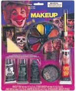 Rubies Complete Makeup Kit - $246.70 MXN