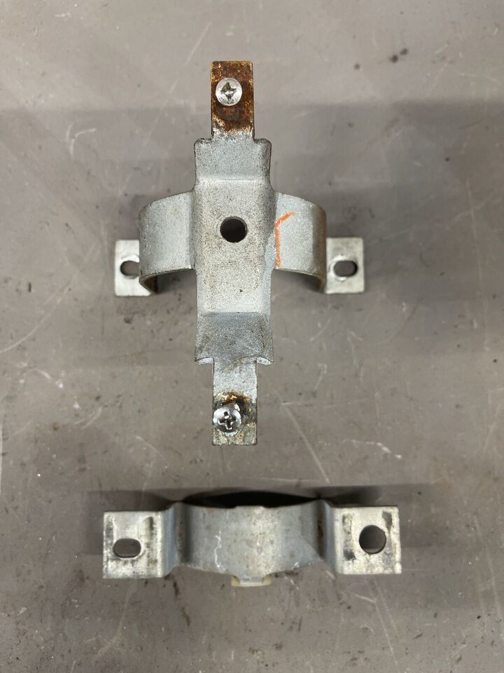 1963 1964 Oldsmobile Starfire Jetstar Steering Column Mounting Bracket 8... - $69.43