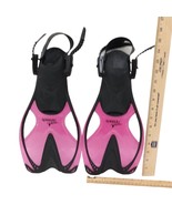 1 Buckle Has Issues - Speedo Dive Black Pink Flippers Kids S/M 9-13 - Adjustable - $8.00
