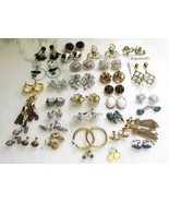 Vintage Womens Earrings 33 Pairs Clip Post Weiss Leru Vendome Renoir Mon... - £58.42 GBP