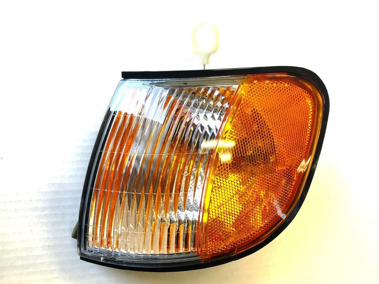 Left Driver Side Turn Signal Light Fits 1998-2000 Kia Shortage KI2520104 - $28.70