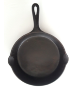 Griswold 8 Cast Iron Skillet 704P Erie Pa Sits Flat - £25.73 GBP