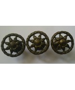 Lot of 3 Antique Vintage Ornate  Brass metal knobs handles drawer cabine... - €22,47 EUR