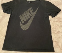 Nike Shirt Adult Medium Black Gray Swoosh Lightweight Outdoor - £14.62 GBP