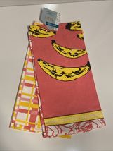 LOT of 2 Kitchen Tea Towels Pop Art Style Banana Bananas Set FUN Pink Ye... - $11.94