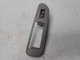 2005 2006 Toyota Tundra Rear Left Driver Window Switch With Bezel - $23.75