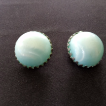 Vintage Green Button Clip on Earrings - £3.93 GBP