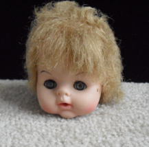 Vintage 1965 Vinyl Uneeda  Girl Doll Head 3" Tall - £14.87 GBP