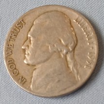 US 1951 D JEFFERSON NICKEL - Denver Issue - Authentic CIRCULATED Collect... - $3.85
