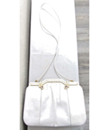 Vintage Judith Leiber White Pebble Leather Shoulder Bag with Coin Purse - $2,436.01 MXN