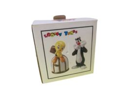 Vintage 1993 Looney Tunes Tweety Bird &amp; Sylvester Salt And Pepper Shaker... - £11.07 GBP