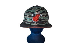 New Era NBA Miami Heat Camo Hat Black textured Bill Backstrap Hardwood - $12.74