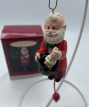 Hallmark Keepsake Ornament That&#39;s Entertainment Magician Santa &amp; Rabbit ... - £5.19 GBP