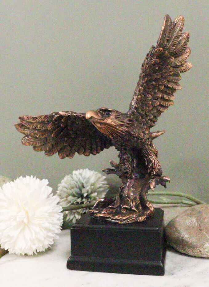 Wings of Glory Heraldic Bald Eagle Soaring Majestically Figurine With Base - $37.99