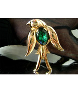 Vintage Coro Pegasus Jelly Belly Bird Brooch Emerald Green Rhinestone Go... - $28.00