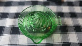 Antique Vintage Green Depression Vaseline Uranium Glass Citrus Juicer Reamer 6&quot; - £58.33 GBP