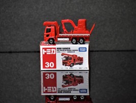 Tomica No 30 Hino Ranger Heavy Construction Machinery Transporter Diecas... - $10.80