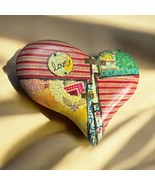 Kelly Rae Roberts Signed Heart Shaped Metal Quilt Patchwork Design Wall ... - $38.04 CAD