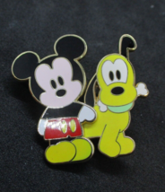 Disney Trading Pin - Mickey and Pluto - £7.41 GBP