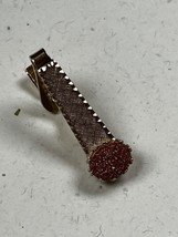 Vintage Small Etched Goldtone Flare with Oval Goldstone Cab Tie Clip – f... - $12.19