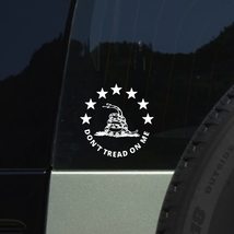 Don&#39;t Tread on me Stars with Quote Vinyl Decal Sticker | Custom Truck Wi... - £4.48 GBP