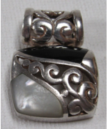 Vintage 925 Silver Black Onyx &amp; Mother of Pearl Large Pendant 1-1/8&quot; L - $752.48 MXN