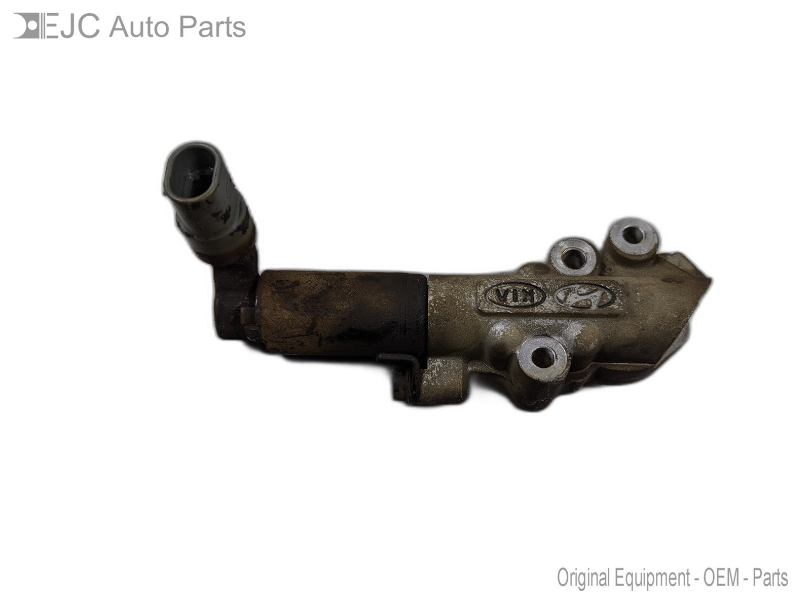 Right Variable Valve Timing Solenoid For 08-10 Kia Sedona  3.8 243603C82... - $24.70