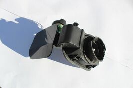 2004-07 BMW 530i GAS DOOR ASSY WITH CAP R1558 image 8