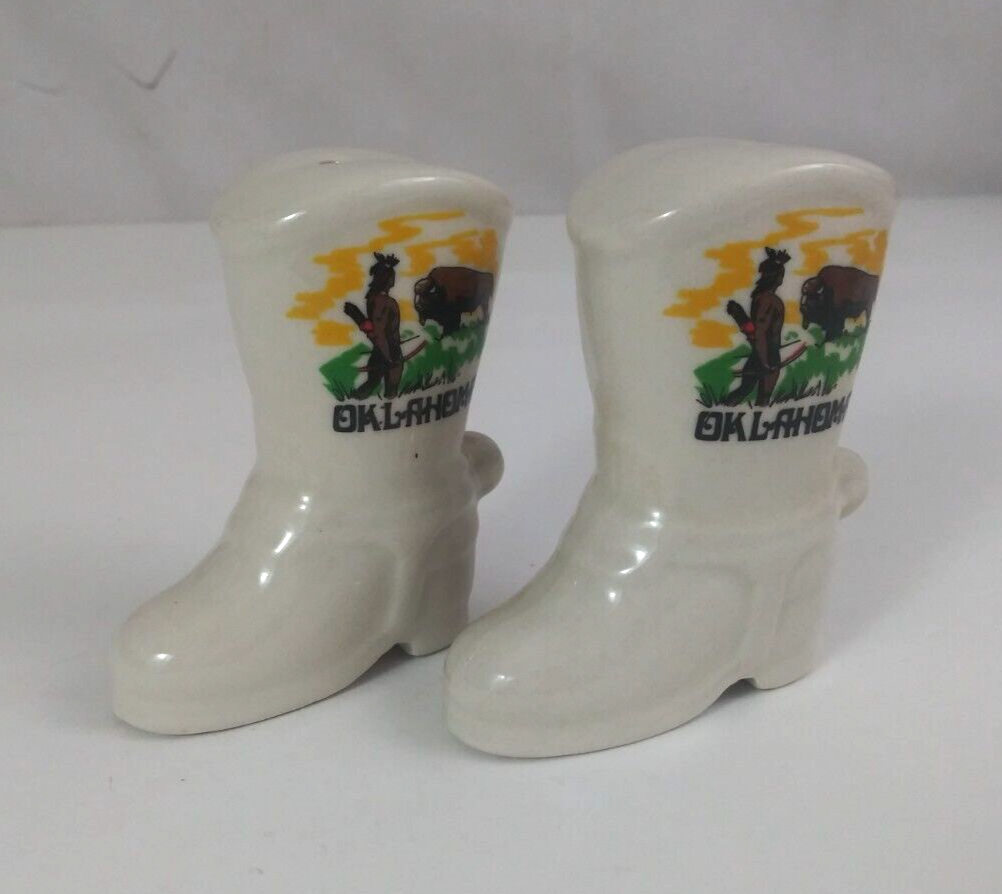 Vintage Oklahoma Hunting Buffalo Cowboy Boot Salt &amp; Pepper Shakers - $5.81