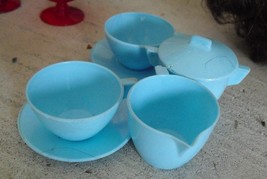 Lot of Vintage Plastic Childrens Coffee Cups and Plates for Playset LOOK - £11.82 GBP