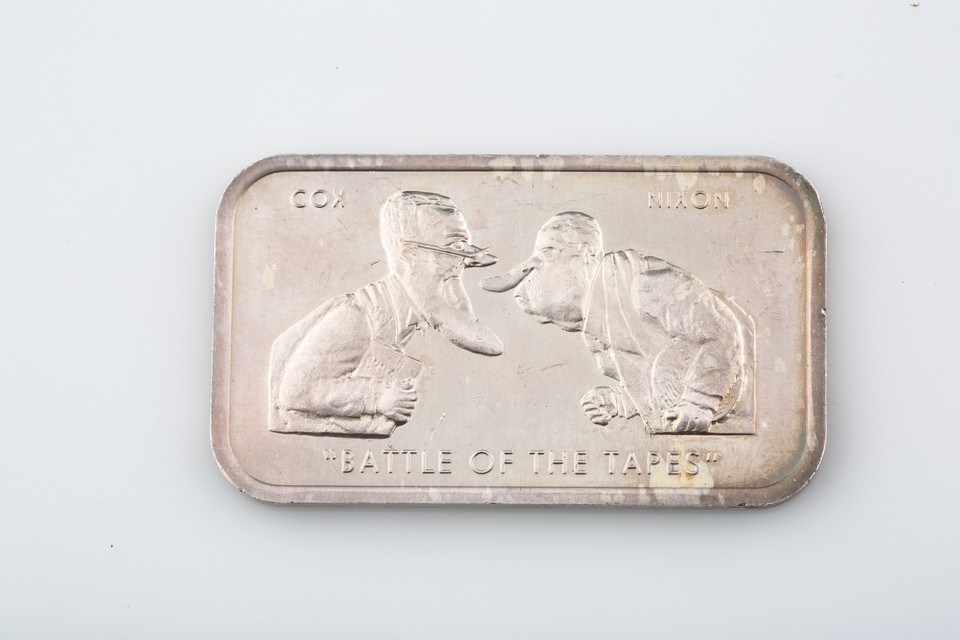 Cox-Nixon Battle Of The Tapes 1oz .999 Silver Piece-
show original title
Ori... Item image 3